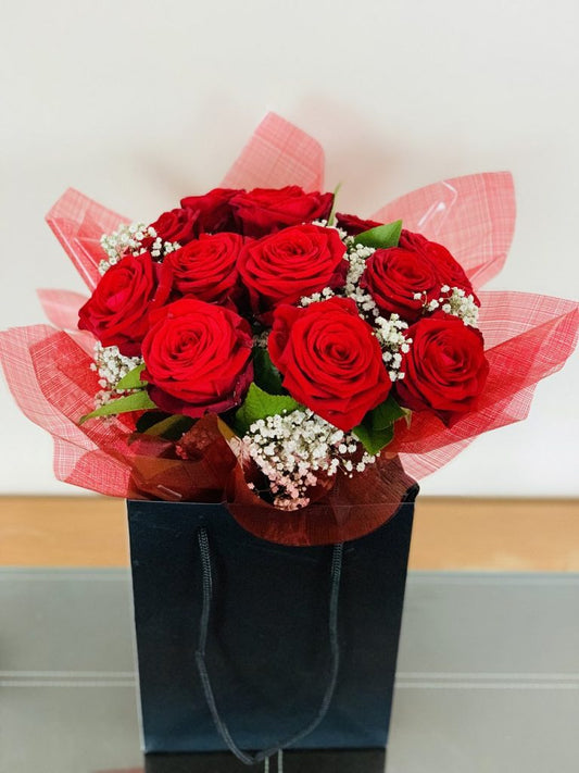 12 Premium Red Roses Gift Bag