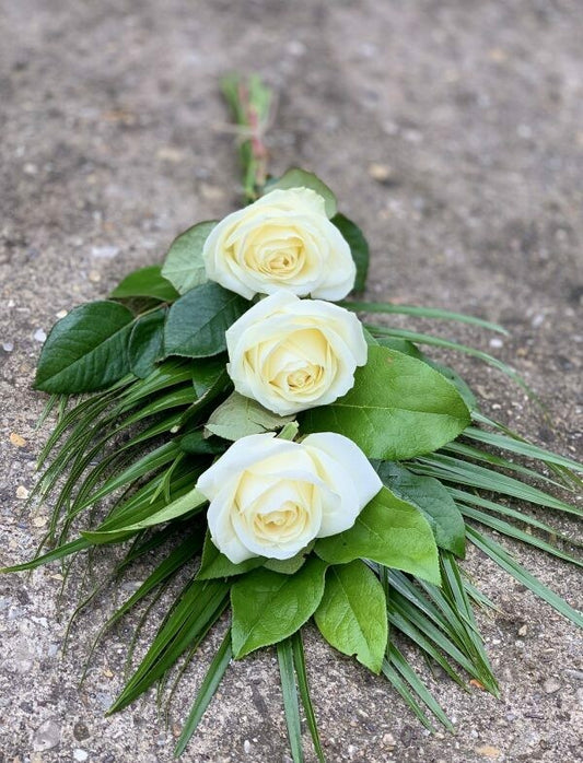 Funeral - 3 Rose Sheaf – White